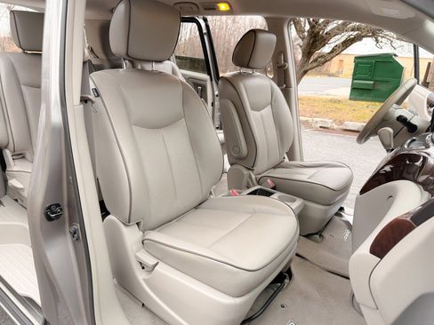 Used 2013 Nissan Quest SL image 20