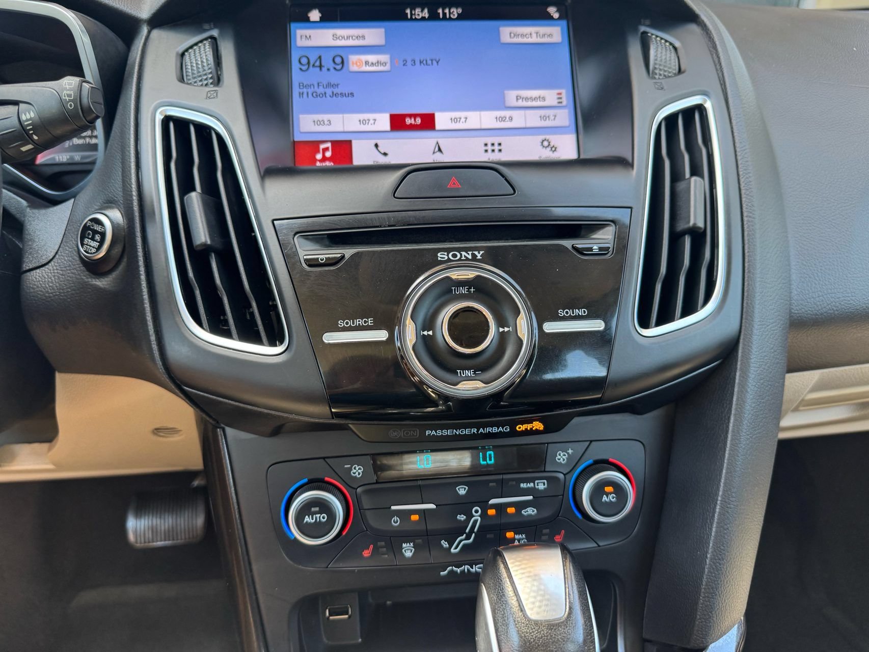Used 2018 Ford Focus Electric Hatchback FWD image 17