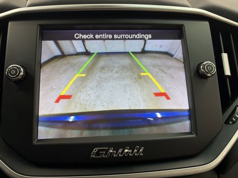 Used 2015 Maserati Ghibli image 10