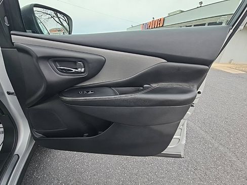 Used 2021 Nissan Murano S image 47