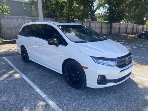 Used 2025 Honda Odyssey Sport-L image 15