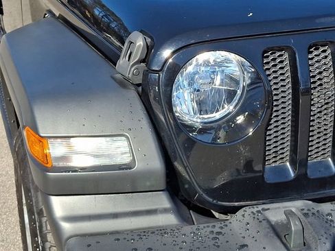 Used 2021 Jeep Wrangler Unlimited Sport image 11