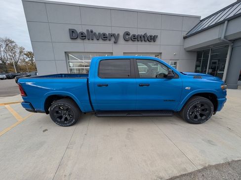 New 2026 RAM 1500 4x4 Crew Cab image 4