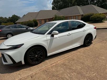 Used 2025 Toyota Camry Hybrid