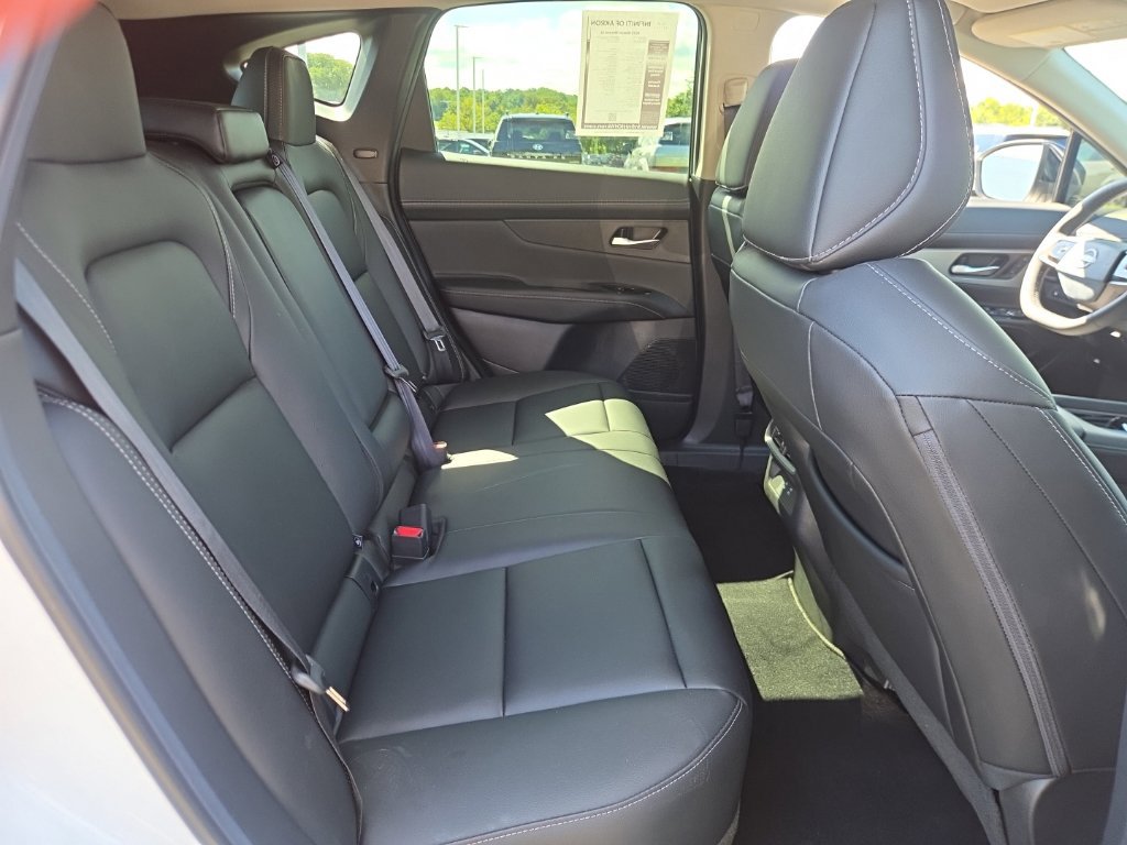 Used 2025 Nissan Murano SL w/ Cargo Package AWD/4WD image 20