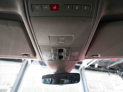 Used 2019 Volkswagen Atlas SEL image 18