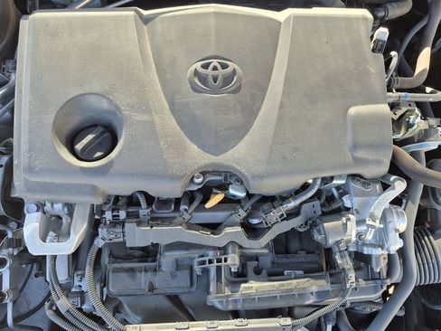 Used 2024 Toyota Camry SE image 24