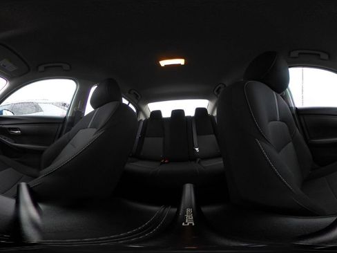 Used 2025 Nissan Sentra SV image 42