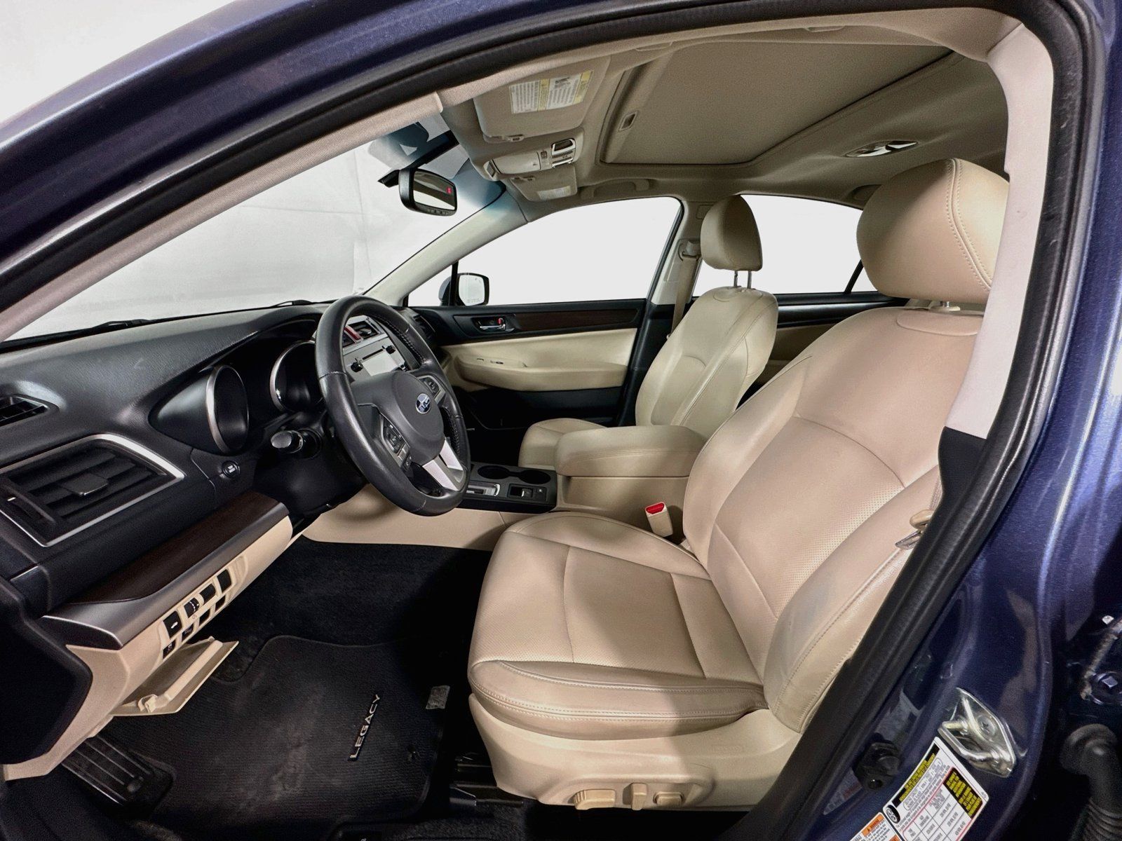 Used 2015 Subaru Legacy 2.5i Limited AWD/4WD image 22