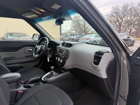 Used 2014 Kia Soul image 19