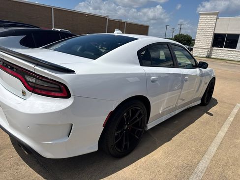 Used 2020 Dodge Charger Scat Pack w/ Dynamics Package RWD image 4