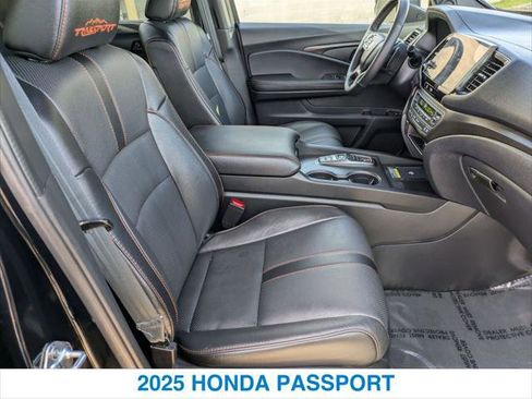 Certified 2025 Honda Passport TrailSport image 25
