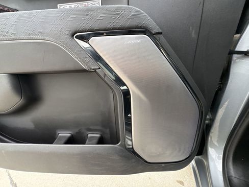 Used 2024 GMC Sierra 1500 AT4X image 25