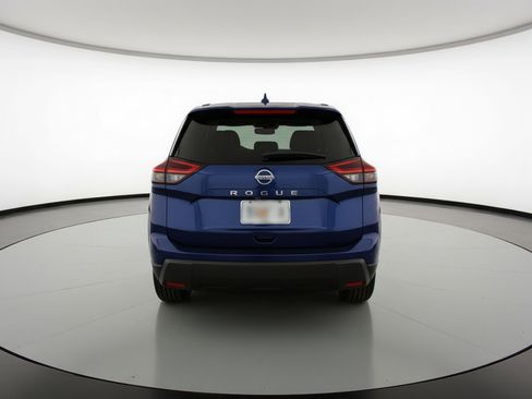 Used 2025 Nissan Rogue SV image 7