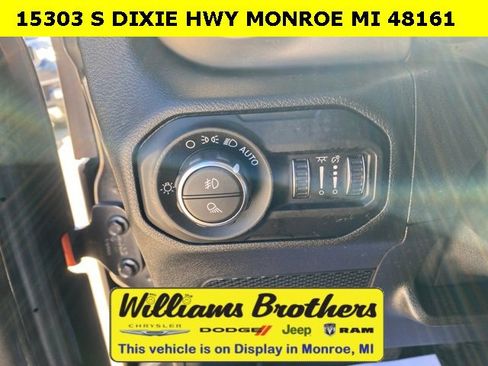 Used 2020 Jeep Gladiator Sport w/ Quick Order Package 24S image 15