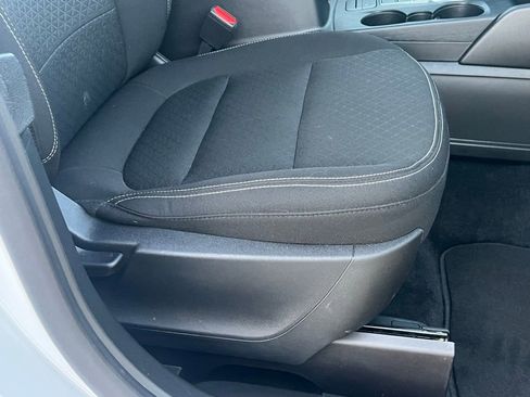 Used 2025 Ford Escape Active image 14