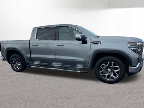 Used 2023 GMC Sierra 1500 SLT w/ SLT Premium Plus Package AWD/4WD image 2
