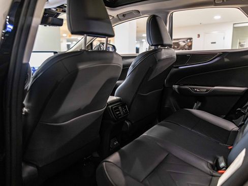 Used 2025 Lexus NX 450h+ 450h+ Luxury image 31