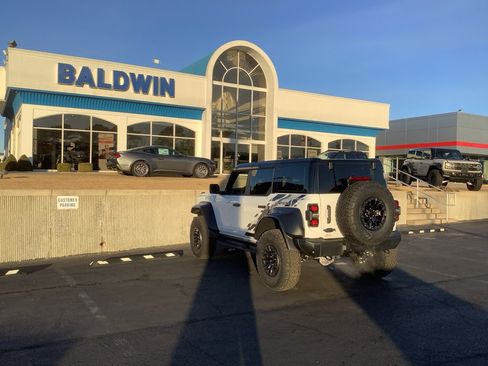 New 2025 Ford Bronco Raptor image 5