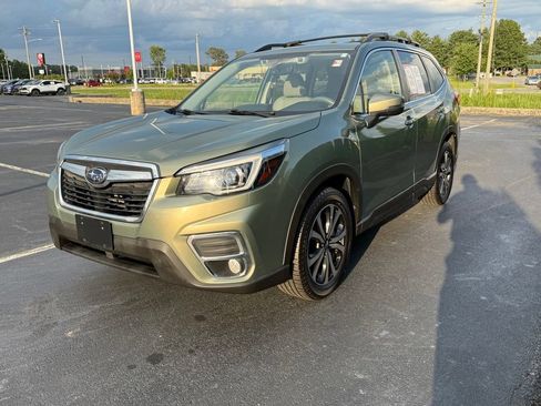 Used 2019 Subaru Forester Limited w/ Popular Package #3 AWD/4WD image 6
