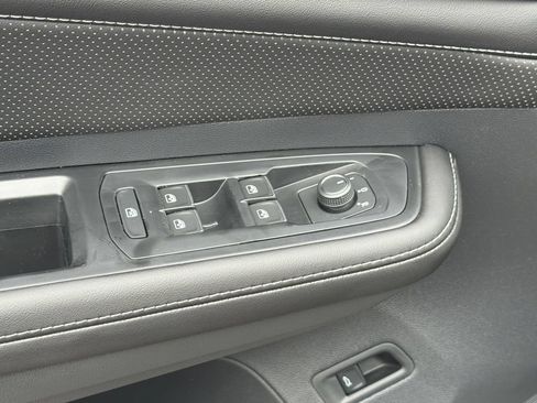 New 2026 Volkswagen Atlas Cross Sport SE AWD/4WD image 25