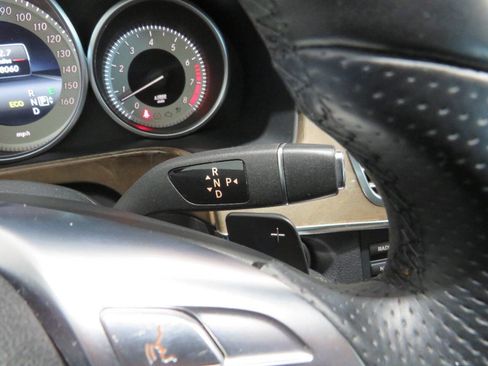 Used 2014 Mercedes-Benz E 350 Sedan image 15