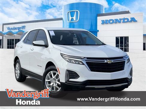 Used 2023 Chevrolet Equinox LT image 1