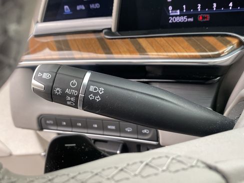 Used 2024 Cadillac Escalade Sport Platinum w/ Heavy-Duty Trailer Package image 86