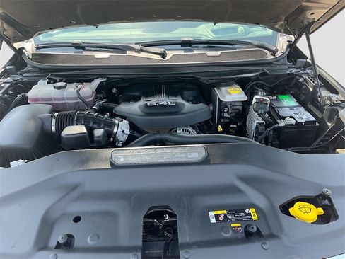 Used 2023 Jeep Grand Wagoneer 4WD image 32