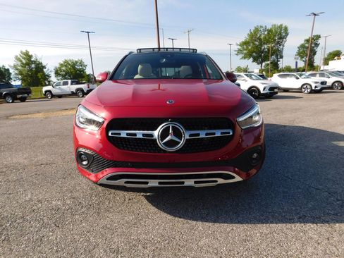 Used 2023 Mercedes-Benz GLA 250 4MATIC w/ Premium Package image 3