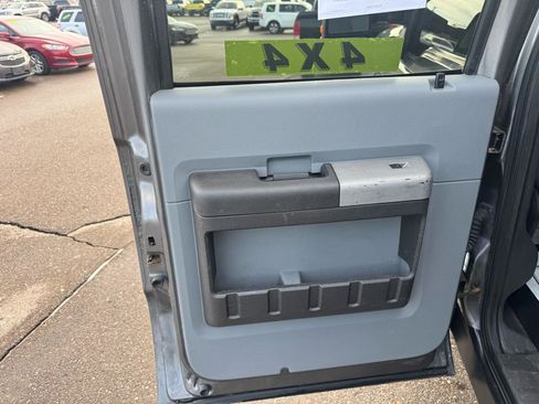 Used 2014 Ford F250 XLT w/ FX4 Off-Road Package image 13