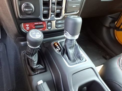 New 2026 Jeep Wrangler Unlimited Rubicon AWD/4WD image 12