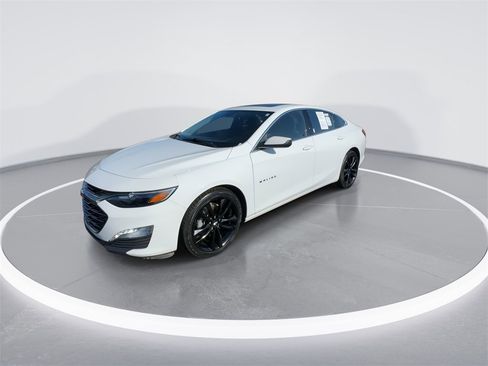 Used 2023 Chevrolet Malibu LT image 4