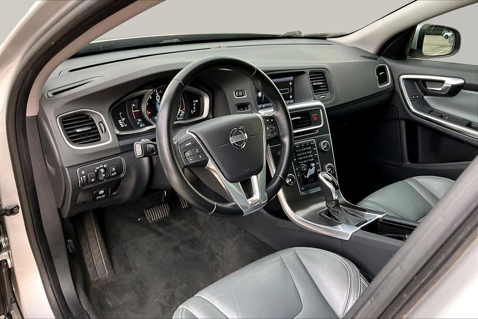Used 2014 Volvo S60 T6 AWD/4WD image 17