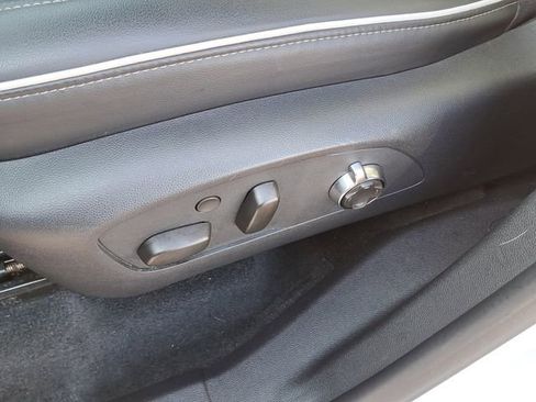 Used 2025 Buick Enclave Avenir w/ Super Cruise Package image 14