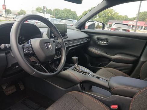 Certified 2025 Honda HR-V Sport image 13