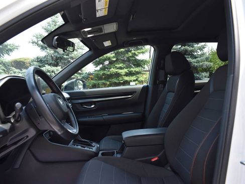Used 2025 Honda CR-V Sport image 15