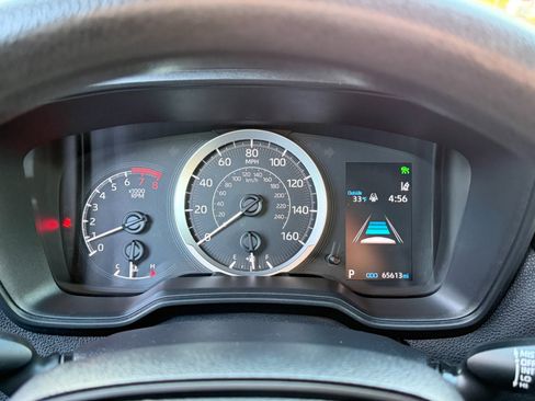 Used 2021 Toyota Corolla LE image 58