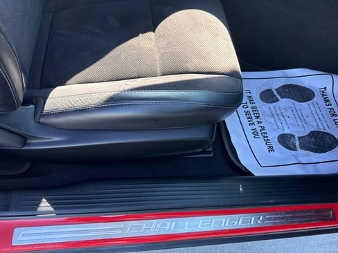 Used 2023 Dodge Challenger R/T w/ Plus Package image 34