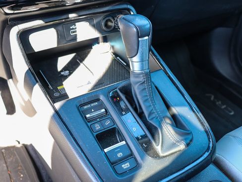Used 2025 Honda CR-V EX-L image 17