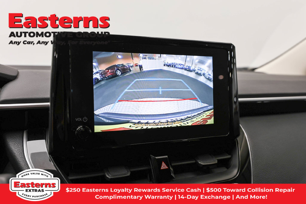 Used 2025 Toyota Corolla LE FWD image 20