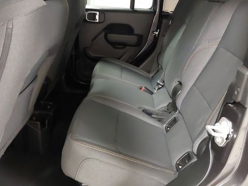 New 2026 Jeep Gladiator Sport image 37