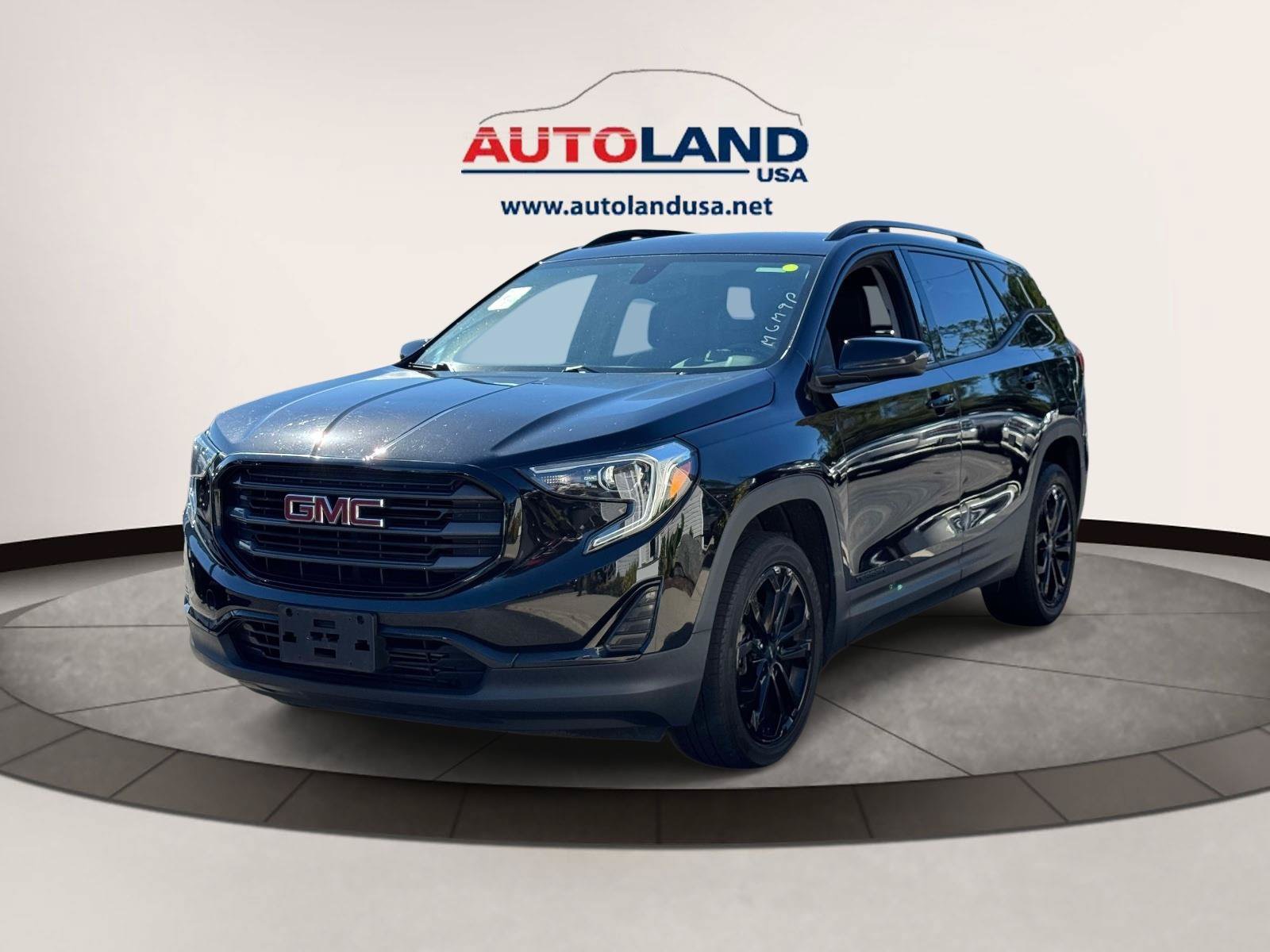 Used 2019 GMC Terrain SLE w/ Driver Convenience Package AWD/4WD image 1