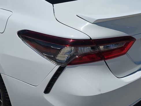 Used 2022 Toyota Camry SE FWD image 34