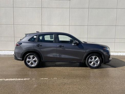 Certified 2025 Honda HR-V LX image 5