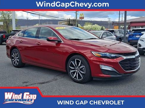 Used 2024 Chevrolet Malibu RS FWD image 1