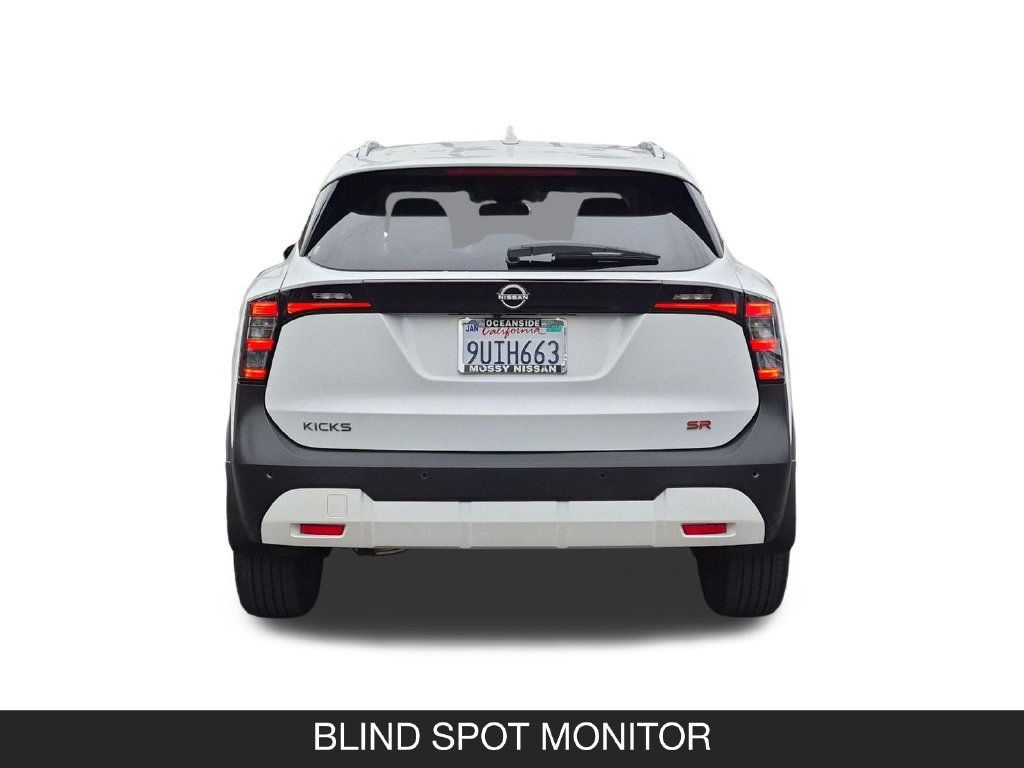Certified 2025 Nissan Kicks SR FWD image 8