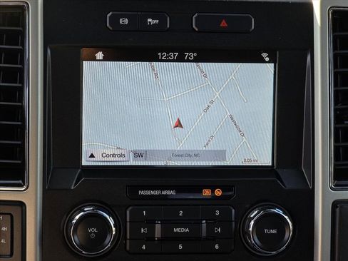 Used 2019 Ford F250 Lariat w/ Lariat Ultimate Package image 4