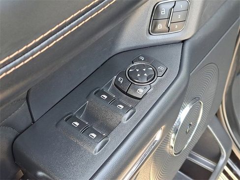 Certified 2022 Ford Expedition Max Platinum image 21