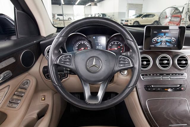 Used 2018 Mercedes-Benz GLC 300 4MATIC image 8